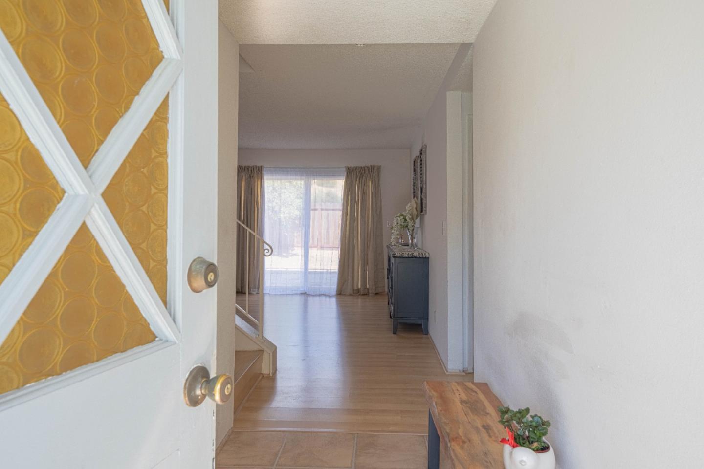 Detail Gallery Image 8 of 54 For 23020 Guidotti Dr, Salinas,  CA 93908 - 5 Beds | 3 Baths