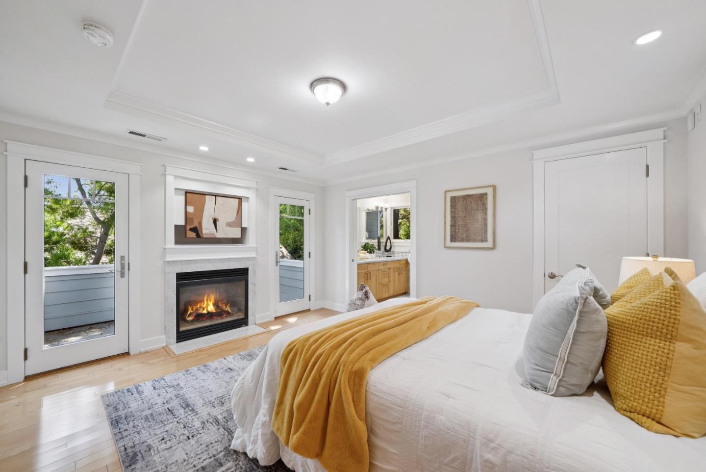 Detail Gallery Image 12 of 32 For 20460 Williams Ave, Saratoga,  CA 95070 - 5 Beds | 3/1 Baths