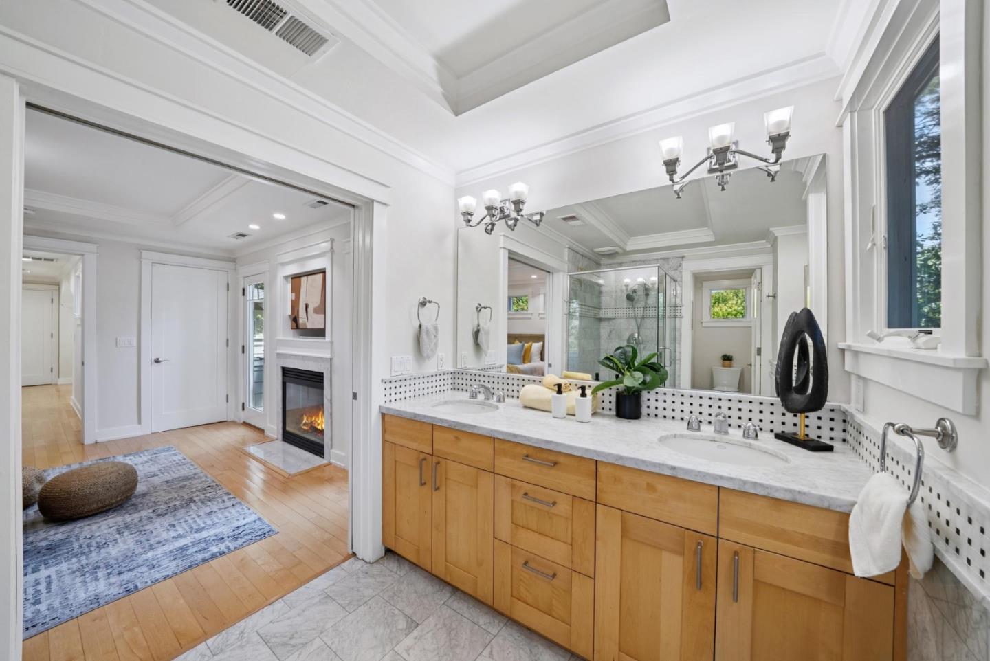 Detail Gallery Image 14 of 32 For 20460 Williams Ave, Saratoga,  CA 95070 - 5 Beds | 3/1 Baths