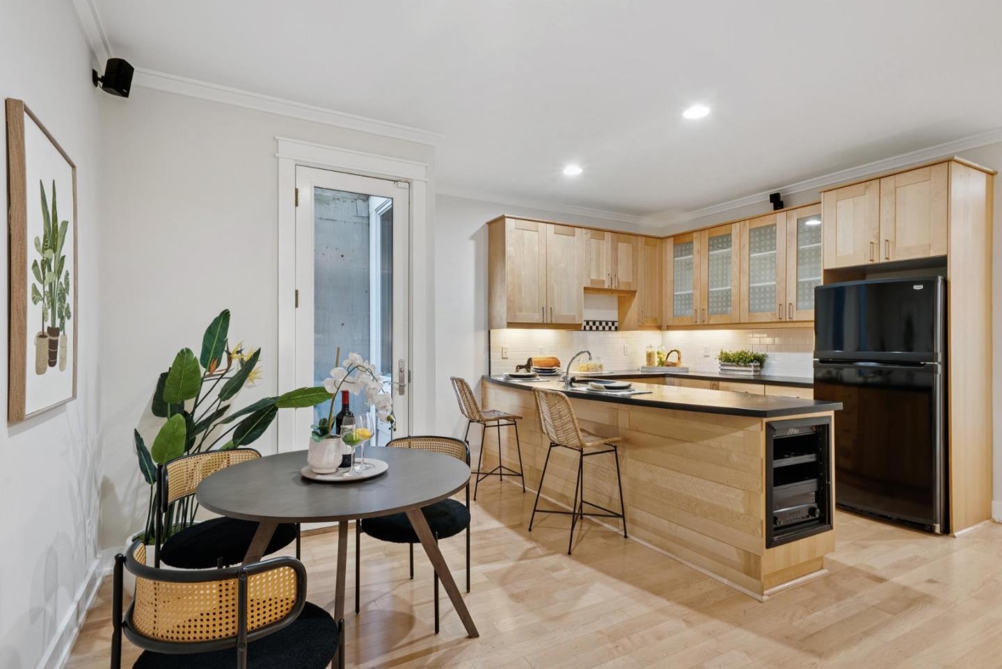 Detail Gallery Image 20 of 32 For 20460 Williams Ave, Saratoga,  CA 95070 - 5 Beds | 3/1 Baths