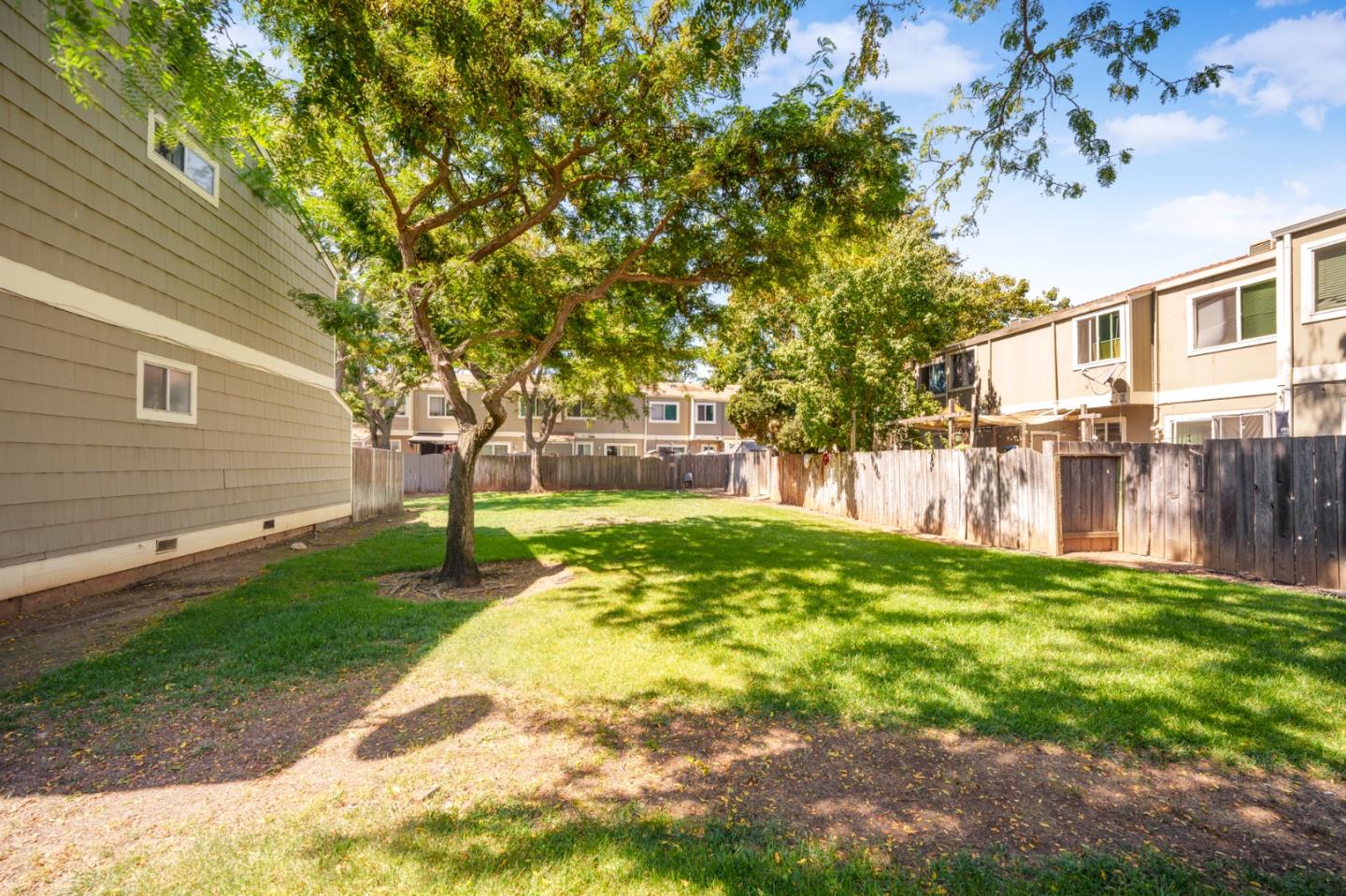 Detail Gallery Image 12 of 20 For 18226 Hale Ave #B,  Morgan Hill,  CA 95037 - 3 Beds | 1/1 Baths