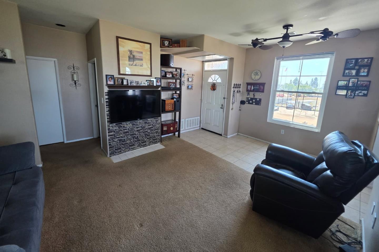 Detail Gallery Image 4 of 28 For 8644 New Salem St #6,  San Diego,  CA 92126 - 2 Beds | 2 Baths