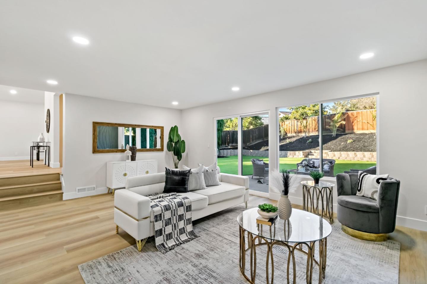 Detail Gallery Image 10 of 81 For 3216 Remington Way, San Jose,  CA 95148 - 4 Beds | 2/1 Baths