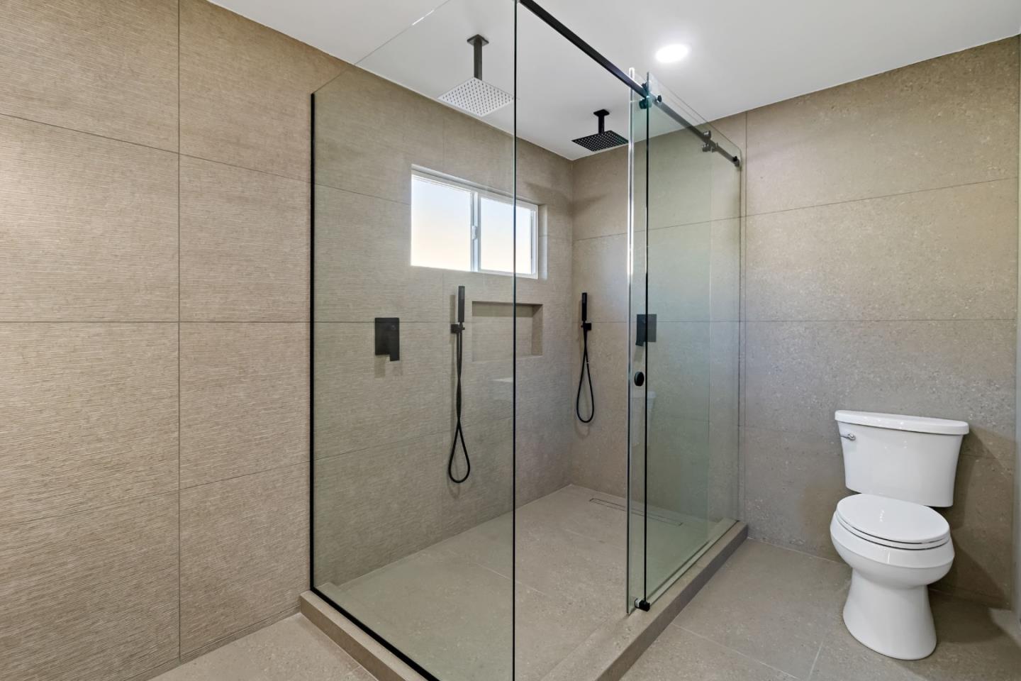 Detail Gallery Image 18 of 81 For 3216 Remington Way, San Jose,  CA 95148 - 4 Beds | 2/1 Baths