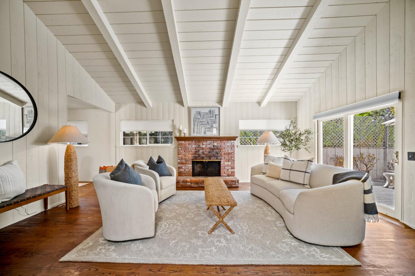 Detail Gallery Image 2 of 23 For Sw Mountain View at Crespi Ave, Carmel,  CA 93921 - 2 Beds | 2 Baths