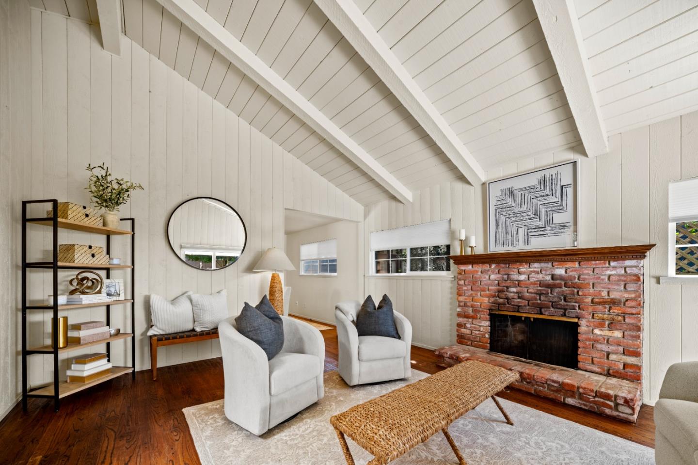 Detail Gallery Image 5 of 23 For Sw Mountain View at Crespi Ave, Carmel,  CA 93921 - 2 Beds | 2 Baths