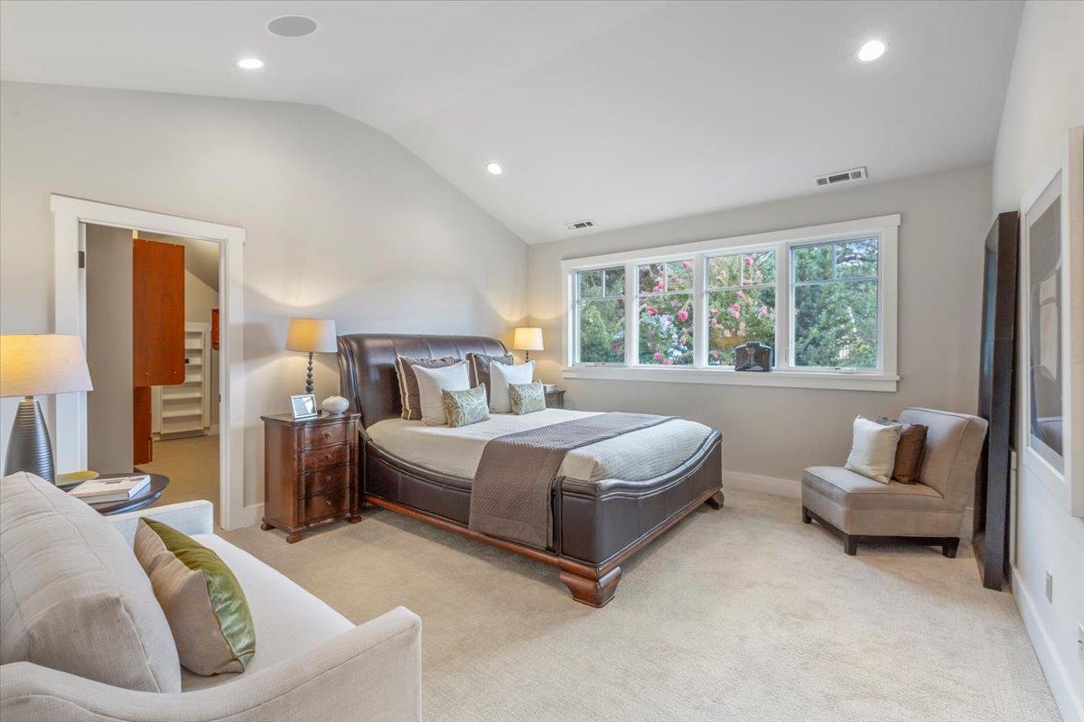 Detail Gallery Image 21 of 37 For 142 New York Ave, Los Gatos,  CA 95030 - 4 Beds | 3 Baths