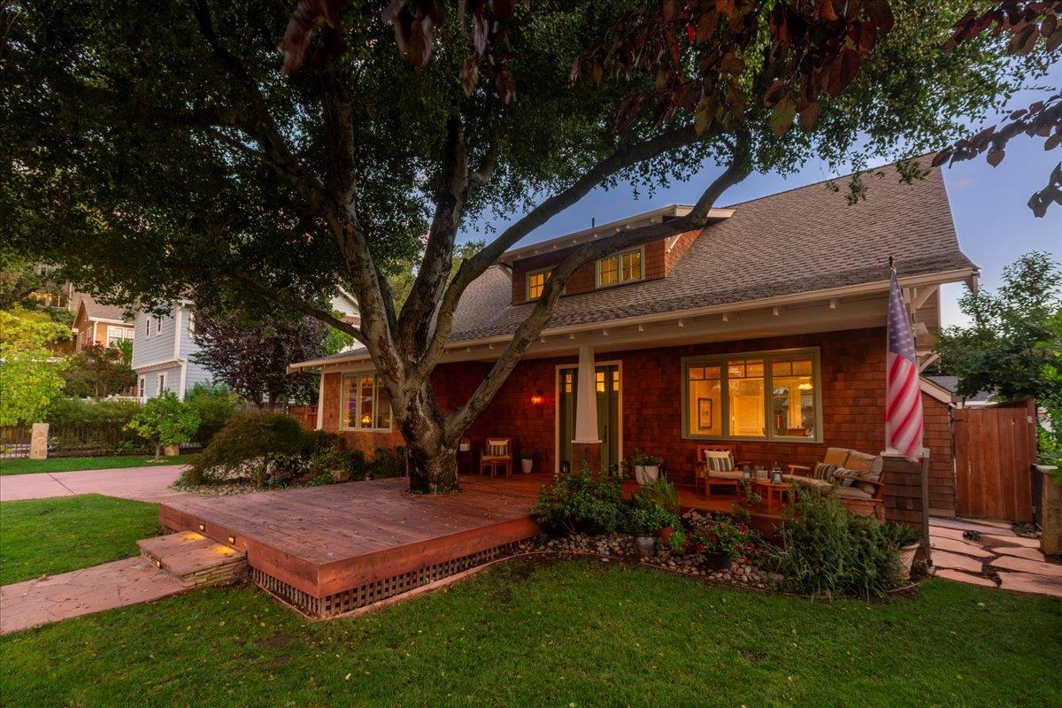 Detail Gallery Image 31 of 37 For 142 New York Ave, Los Gatos,  CA 95030 - 4 Beds | 3 Baths