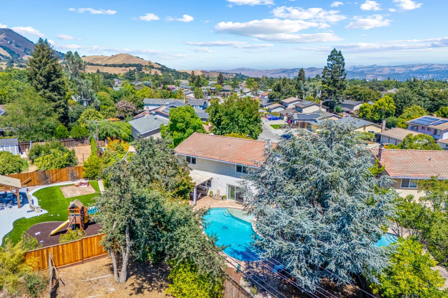 Detail Gallery Image 81 of 84 For 515 Encino Dr, Morgan Hill,  CA 95037 - 5 Beds | 3 Baths