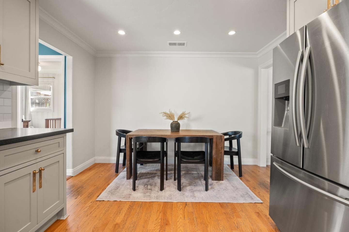 Detail Gallery Image 7 of 20 For 412 N 21st St, San Jose,  CA 95112 - 3 Beds | 1 Baths