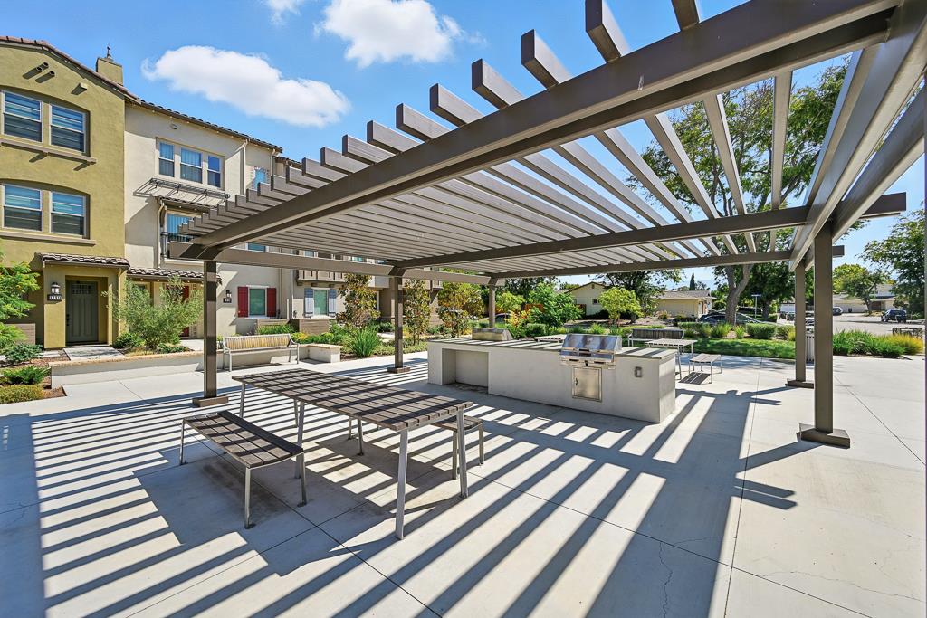 Detail Gallery Image 36 of 39 For 1269 Verano Rd, Mountain View,  CA 94043 - 3 Beds | 3 Baths