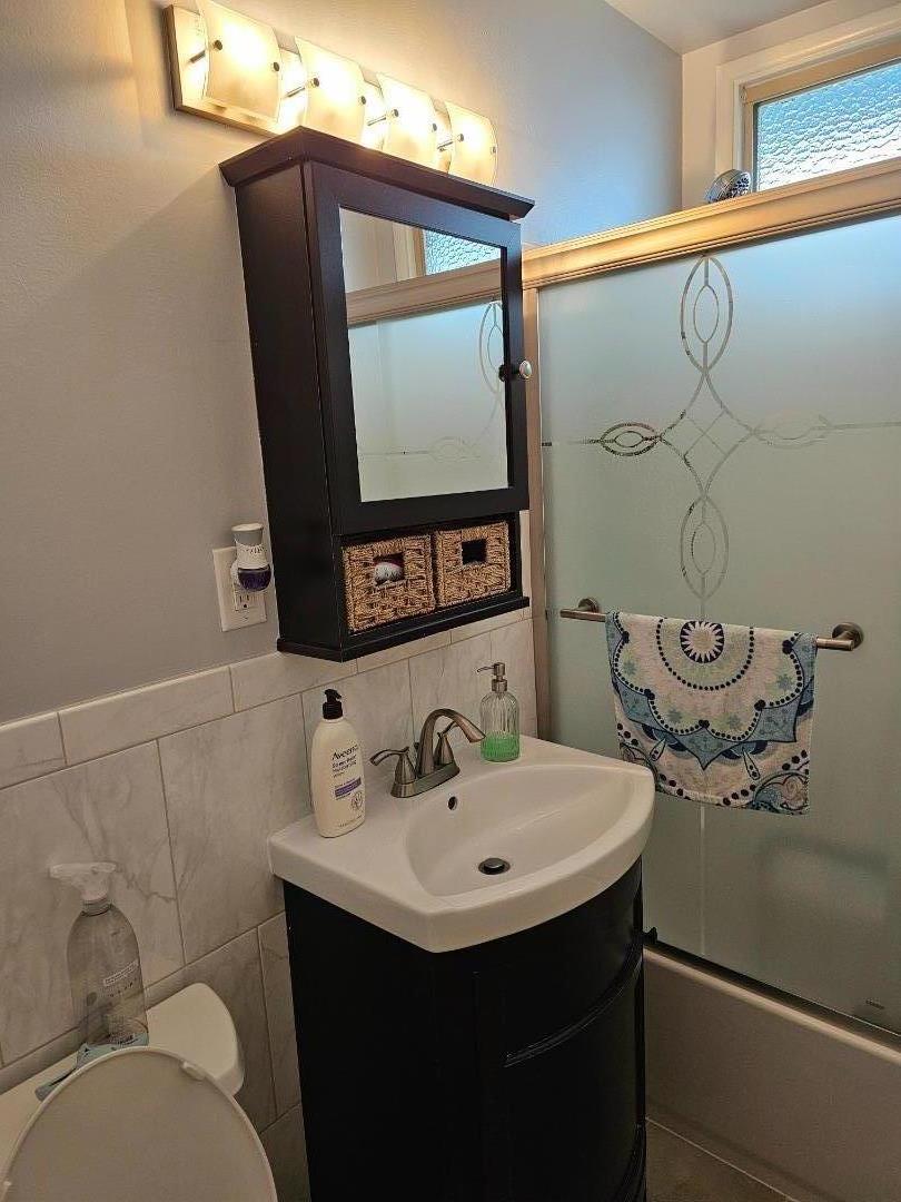 Detail Gallery Image 14 of 25 For 85 Northridge Dr, Daly City,  CA 94015 - 3 Beds | 2 Baths