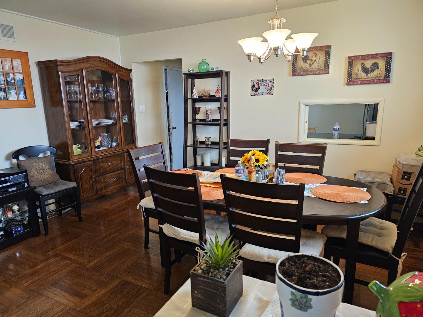 Detail Gallery Image 7 of 25 For 85 Northridge Dr, Daly City,  CA 94015 - 3 Beds | 2 Baths