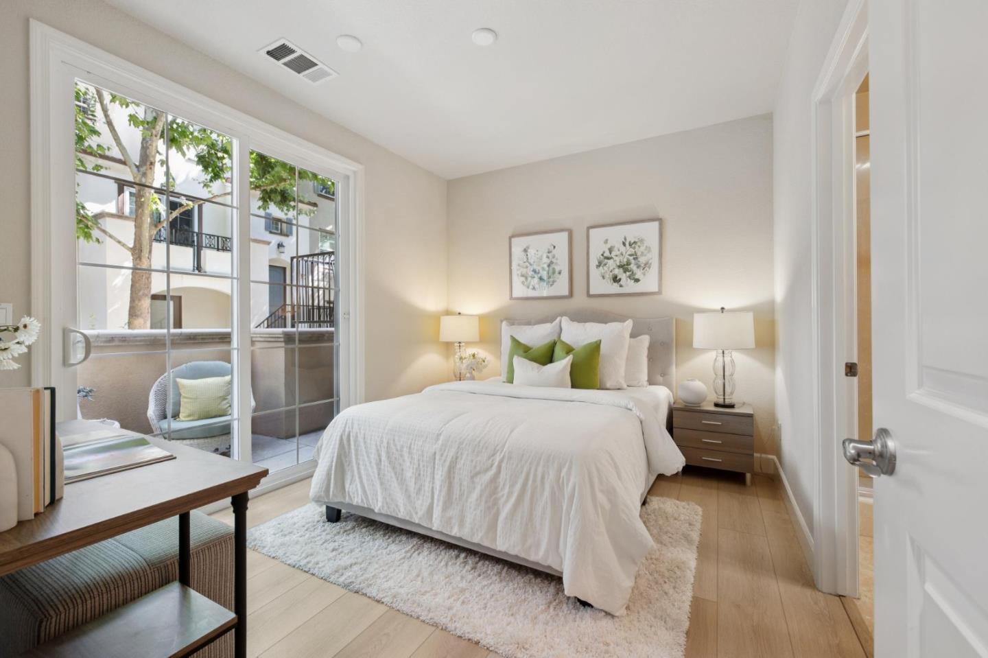 Detail Gallery Image 6 of 45 For 493 Magritte Way, Mountain View,  CA 94041 - 3 Beds | 3/1 Baths