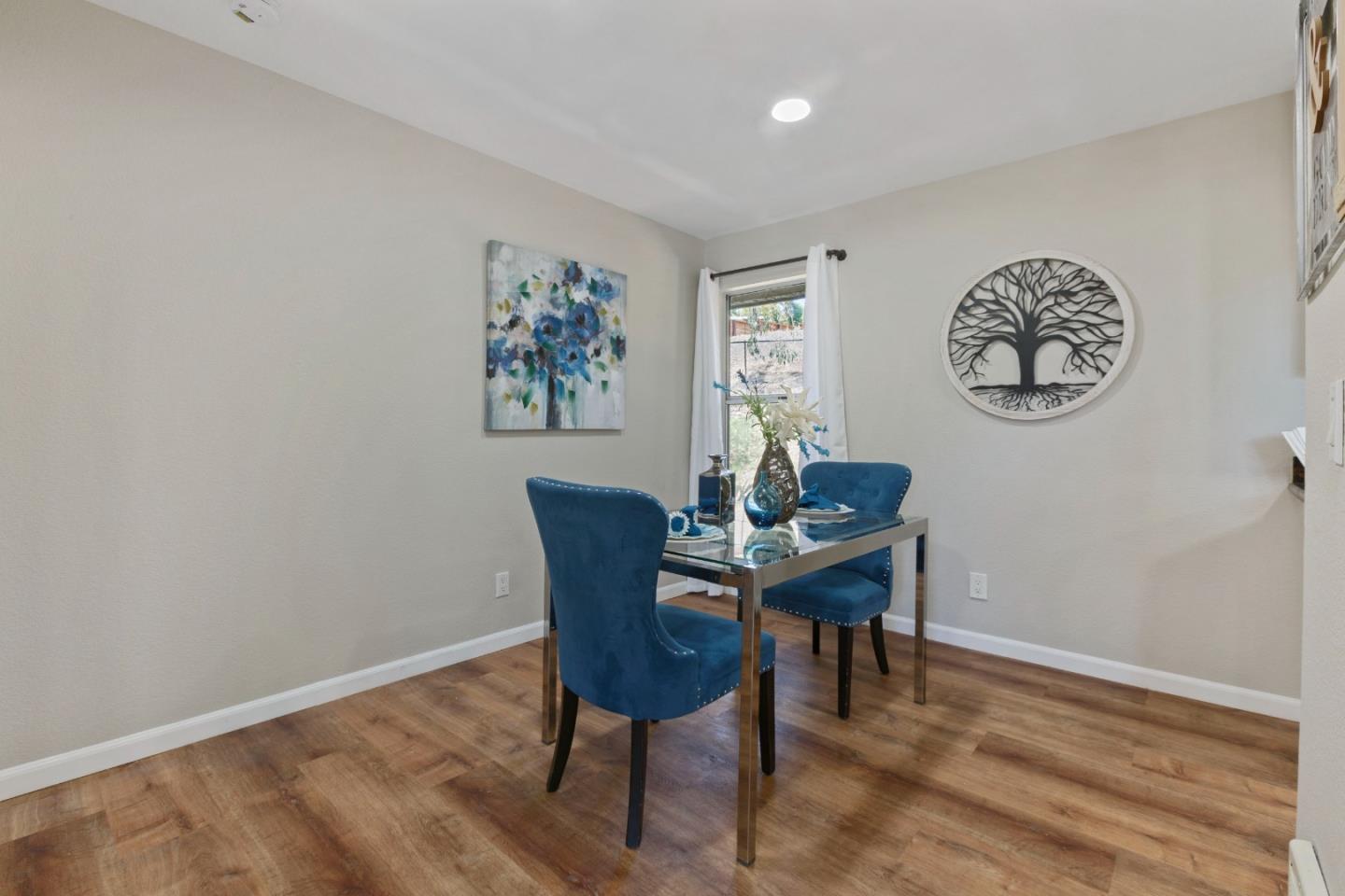Detail Gallery Image 10 of 38 For 680 Dartmore Ln #259,  Hayward,  CA 94544 - 2 Beds | 2 Baths