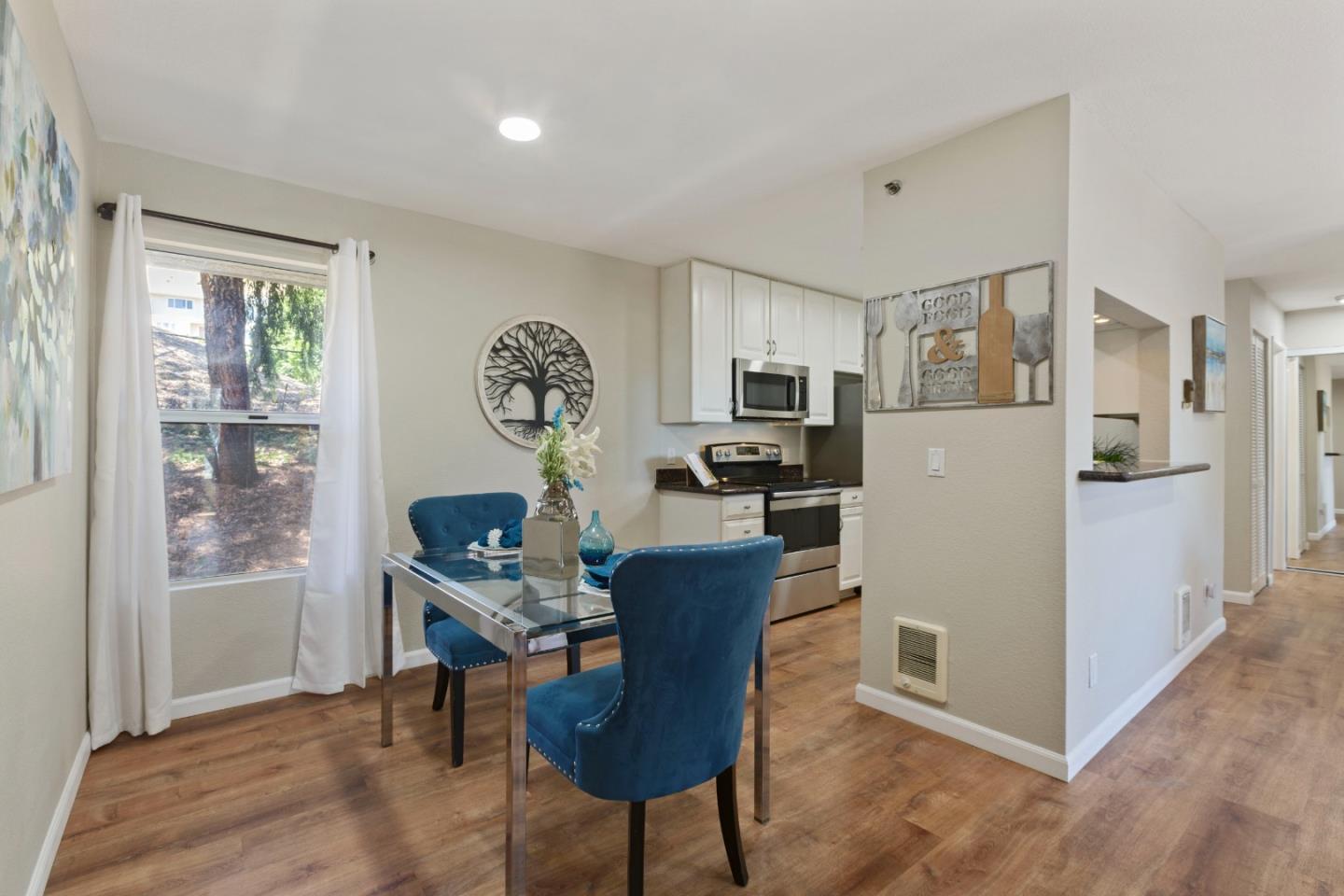 Detail Gallery Image 11 of 38 For 680 Dartmore Ln #259,  Hayward,  CA 94544 - 2 Beds | 2 Baths