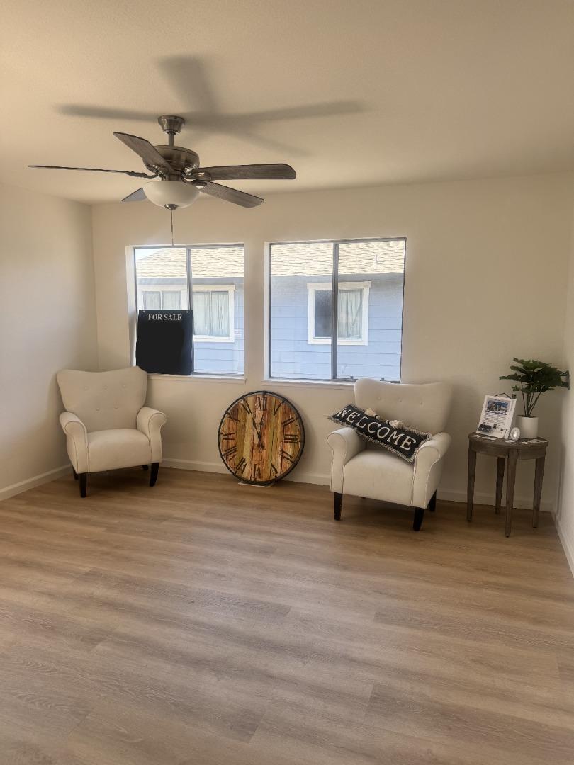 Detail Gallery Image 3 of 21 For 572 Groth Dr, San Jose,  CA 95111 - 2 Beds | 1 Baths