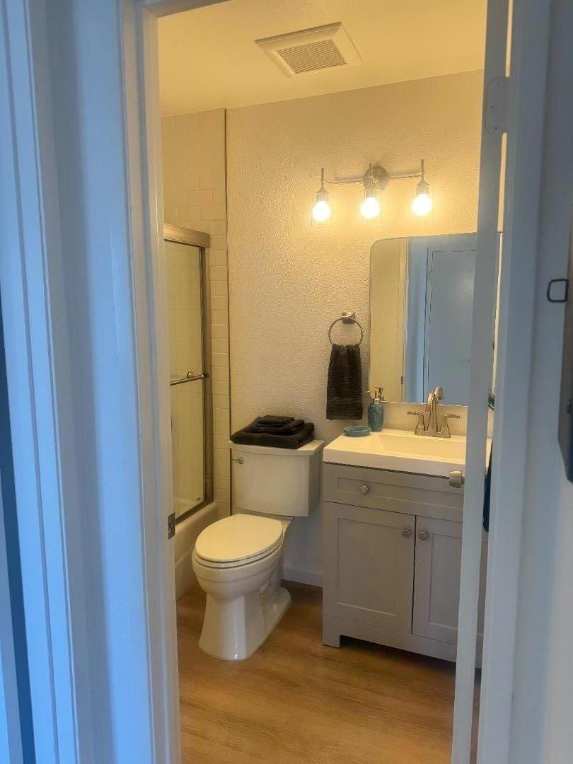 Detail Gallery Image 7 of 21 For 572 Groth Dr, San Jose,  CA 95111 - 2 Beds | 1 Baths