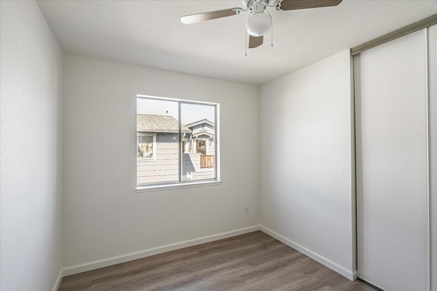 Detail Gallery Image 9 of 21 For 572 Groth Dr, San Jose,  CA 95111 - 2 Beds | 1 Baths