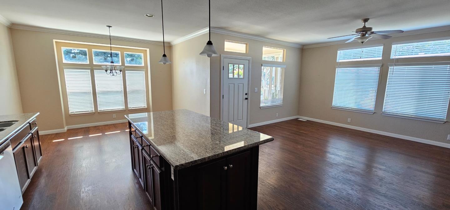 Detail Gallery Image 10 of 19 For 90 Quail Hollow Dr #90,  San Jose,  CA 95128 - 3 Beds | 2 Baths