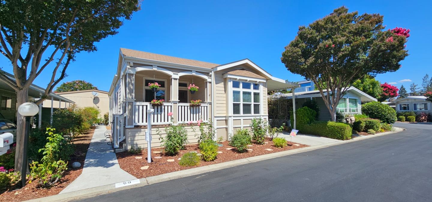 Detail Gallery Image 2 of 19 For 90 Quail Hollow Dr #90,  San Jose,  CA 95128 - 3 Beds | 2 Baths