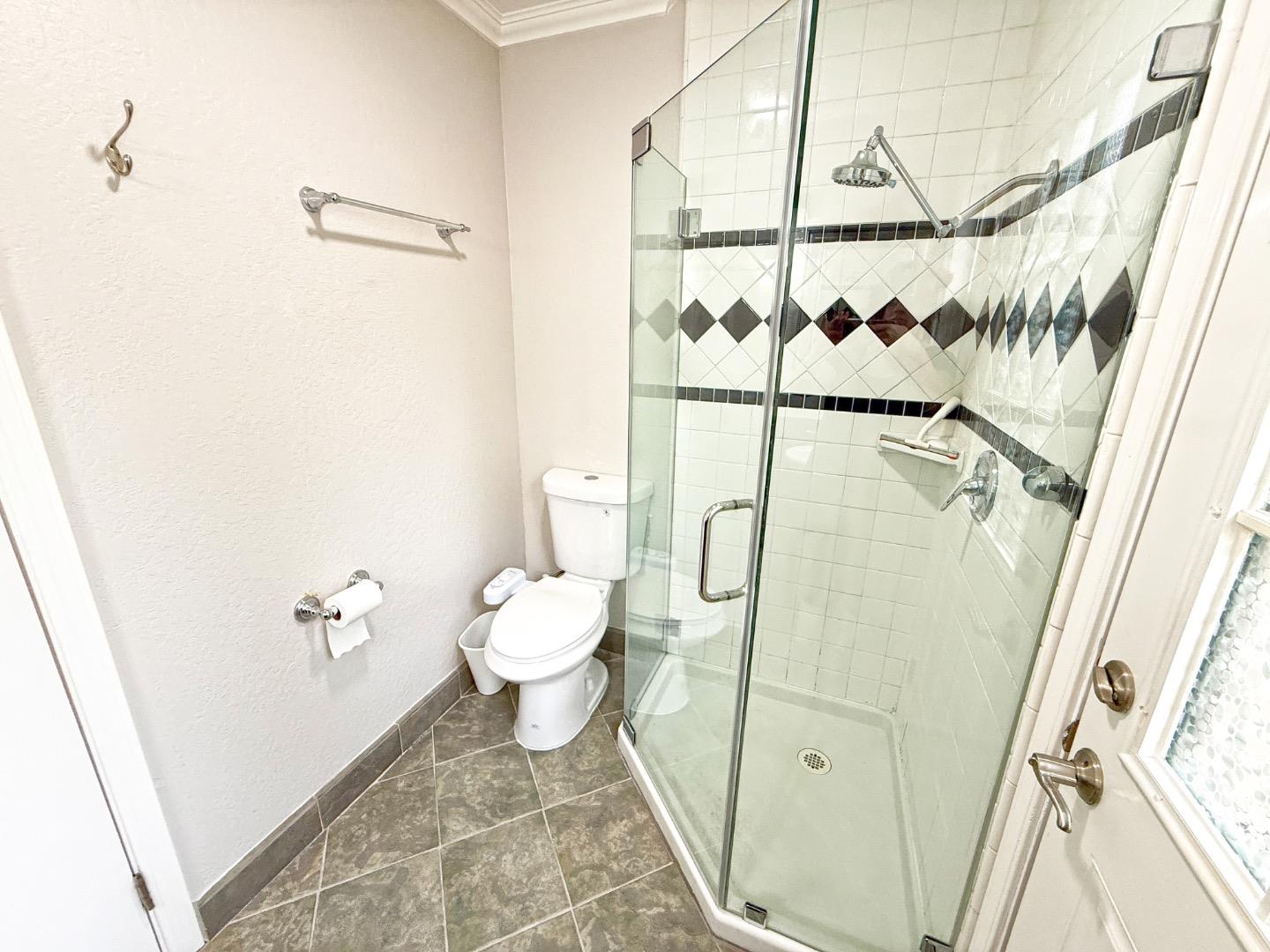 Detail Gallery Image 17 of 27 For 1808 Loch Ness Way, San Jose,  CA 95121 - 3 Beds | 2 Baths