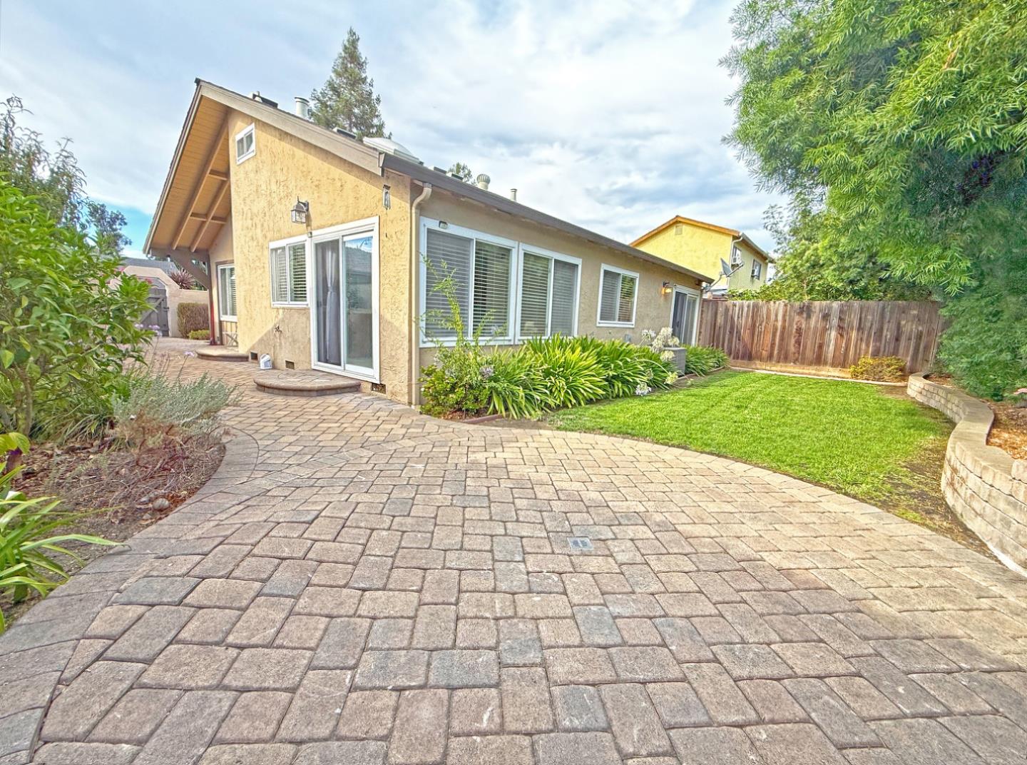 Detail Gallery Image 26 of 27 For 1808 Loch Ness Way, San Jose,  CA 95121 - 3 Beds | 2 Baths