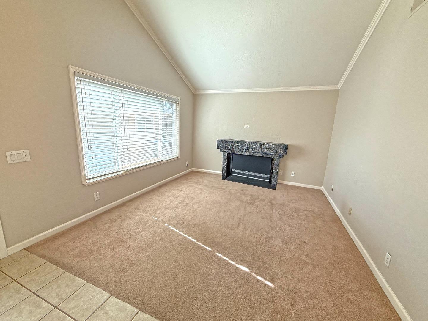 Detail Gallery Image 3 of 27 For 1808 Loch Ness Way, San Jose,  CA 95121 - 3 Beds | 2 Baths