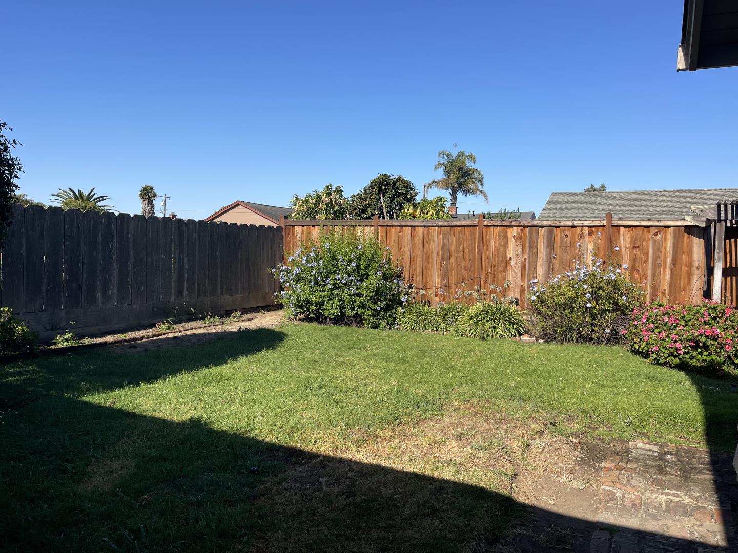Detail Gallery Image 6 of 26 For 145 Alma St, Watsonville,  CA 95076 - 3 Beds | 1/1 Baths