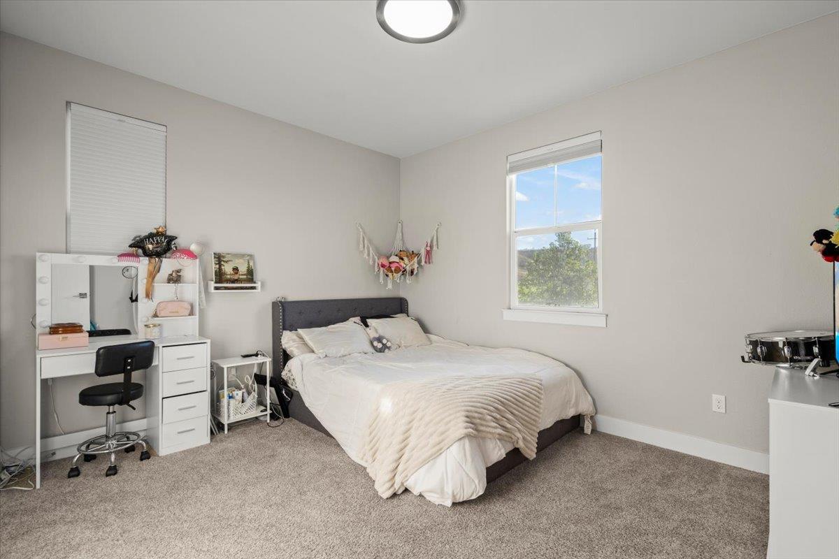 Detail Gallery Image 11 of 21 For 268 Cedar Ct, San Juan Bautista,  CA 95045 - 5 Beds | 3 Baths