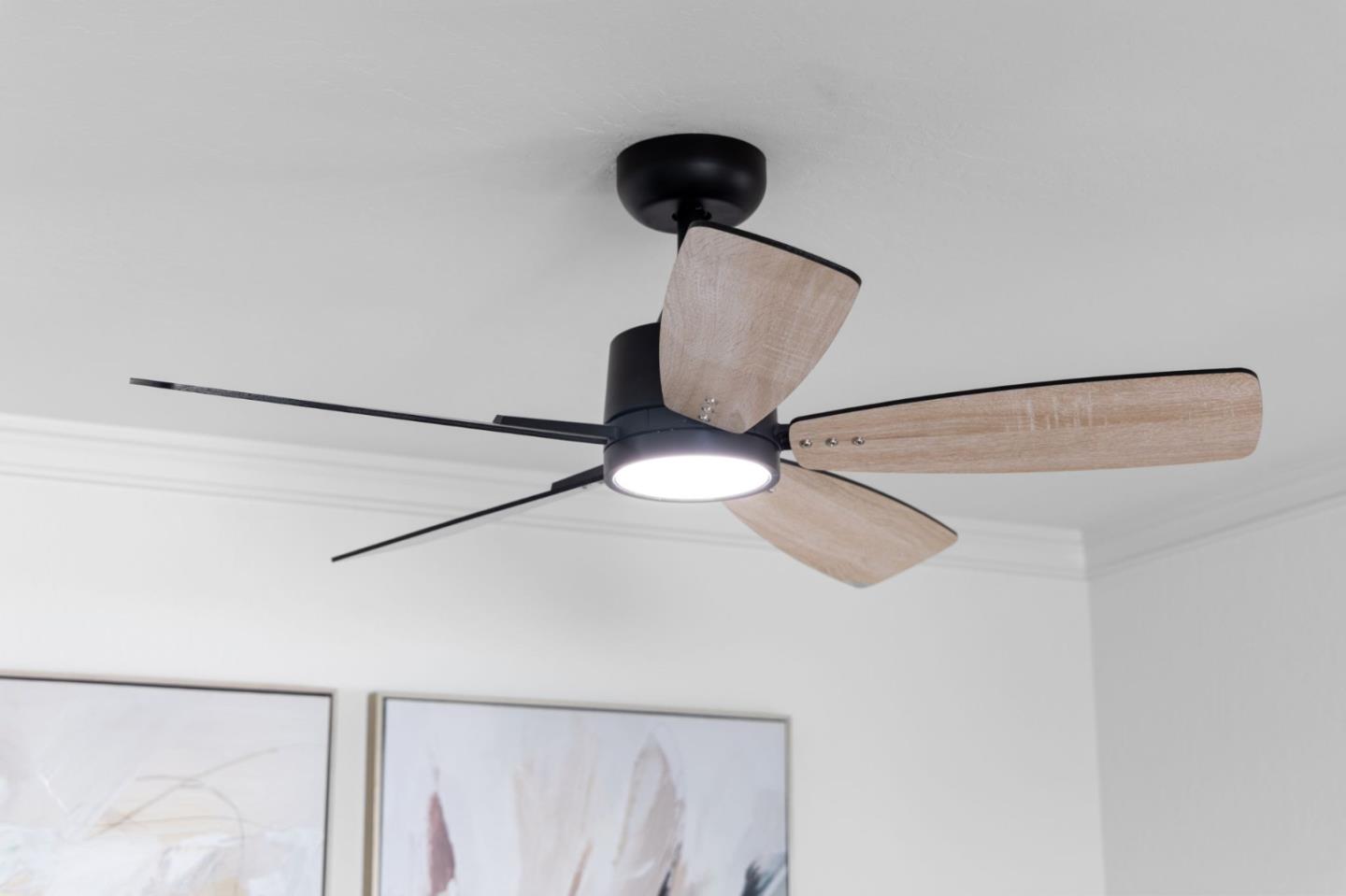 Detail Gallery Image 14 of 70 For 735 Winstead Ter, Sunnyvale,  CA 94087 - 2 Beds | 2 Baths