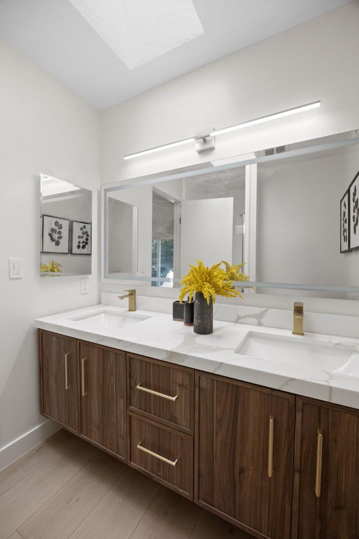 Detail Gallery Image 21 of 70 For 735 Winstead Ter, Sunnyvale,  CA 94087 - 2 Beds | 2 Baths