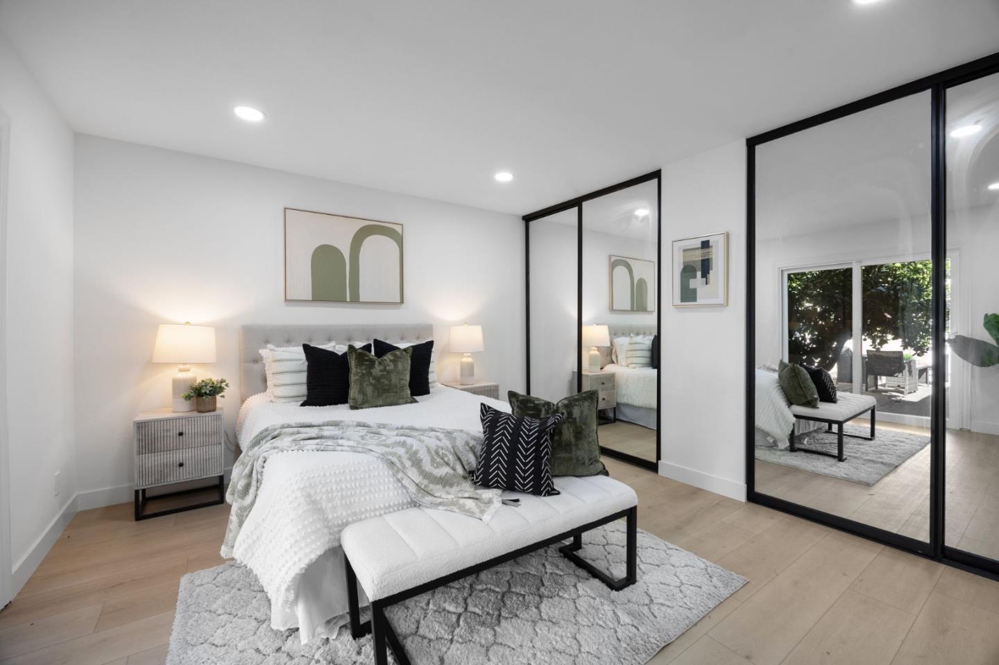 Detail Gallery Image 23 of 70 For 735 Winstead Ter, Sunnyvale,  CA 94087 - 2 Beds | 2 Baths