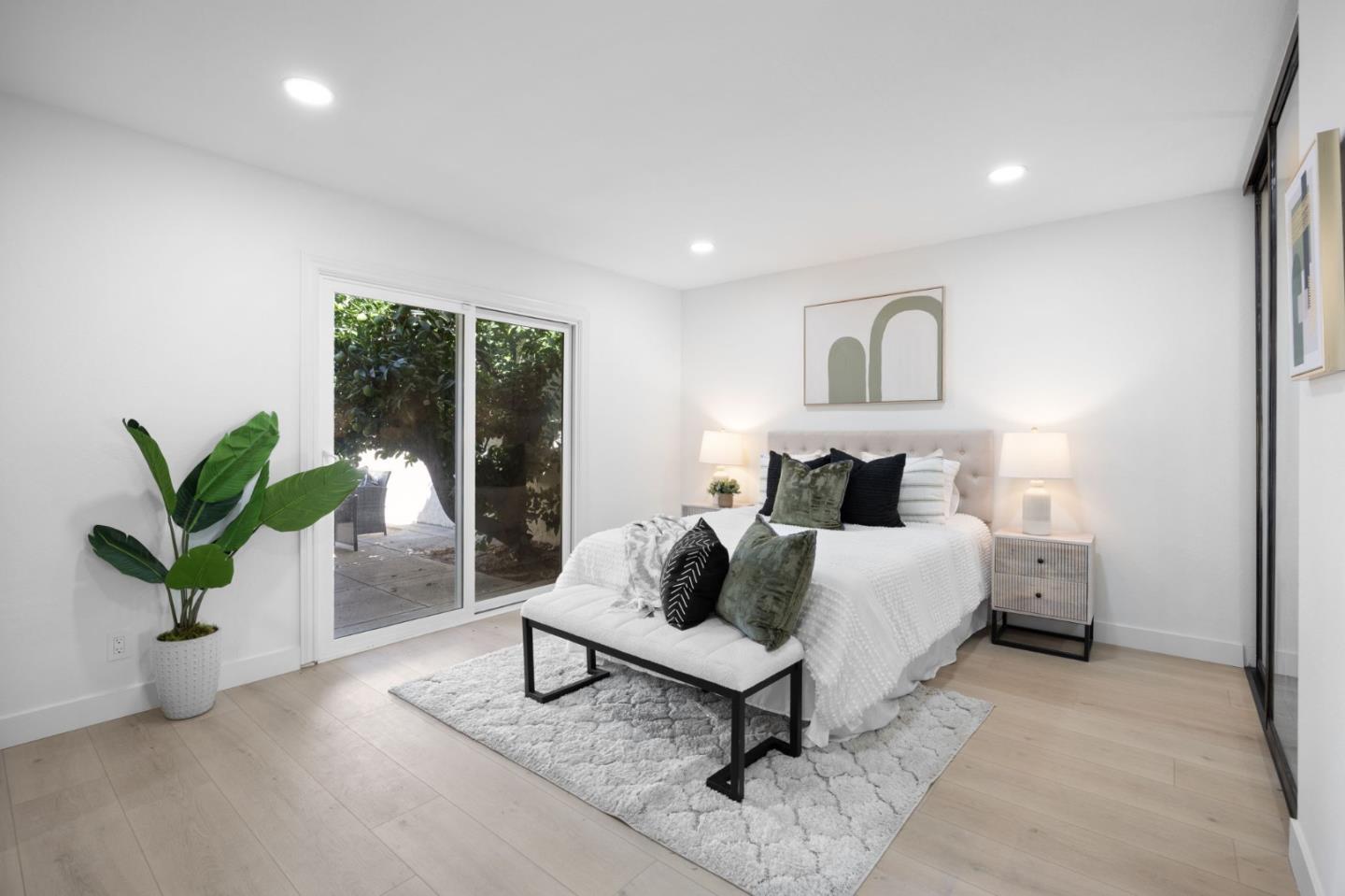 Detail Gallery Image 25 of 70 For 735 Winstead Ter, Sunnyvale,  CA 94087 - 2 Beds | 2 Baths