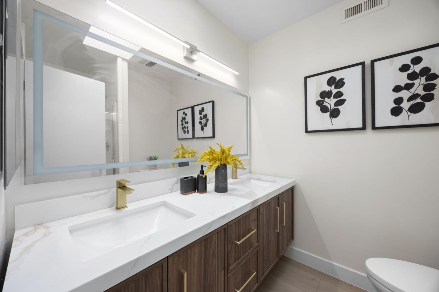 Detail Gallery Image 27 of 70 For 735 Winstead Ter, Sunnyvale,  CA 94087 - 2 Beds | 2 Baths
