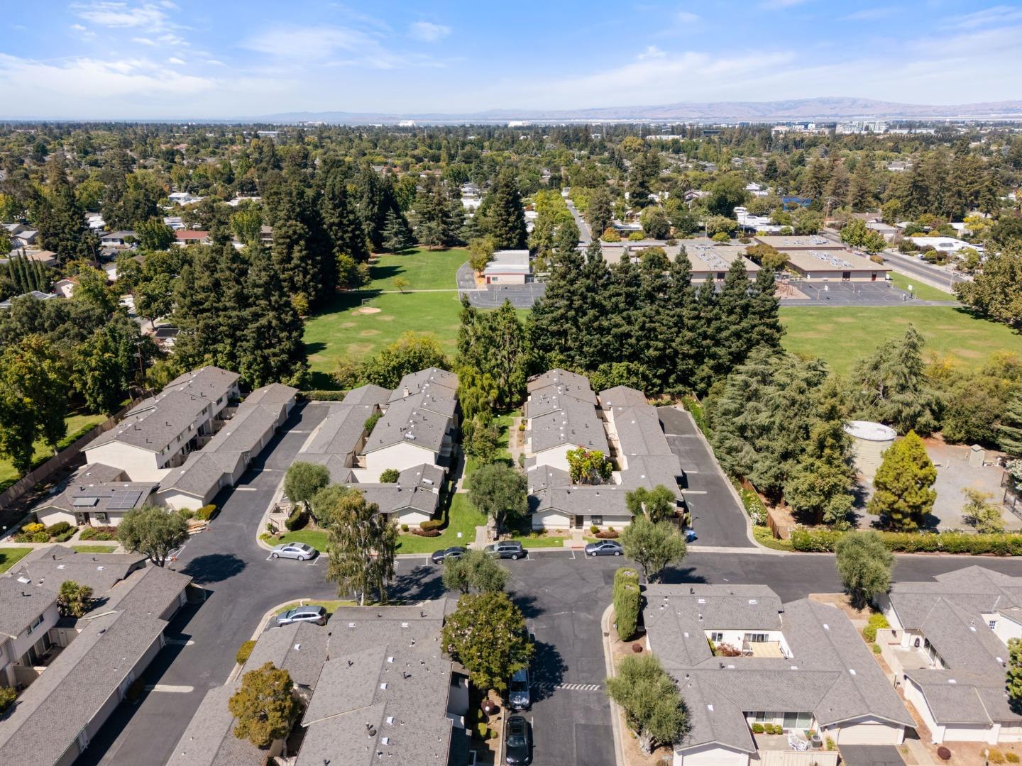 Detail Gallery Image 3 of 70 For 735 Winstead Ter, Sunnyvale,  CA 94087 - 2 Beds | 2 Baths
