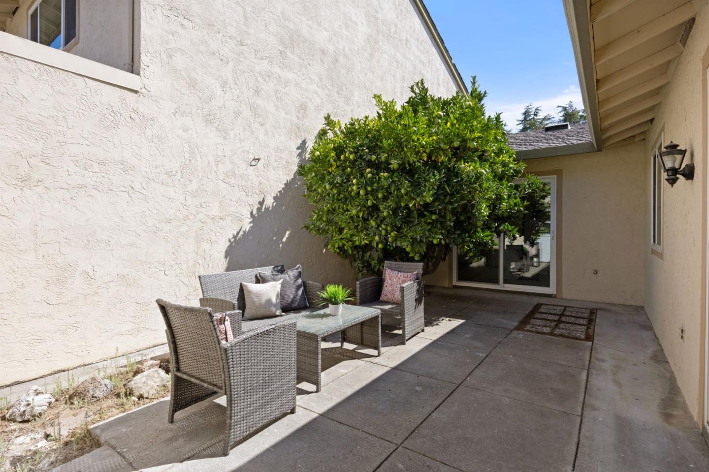 Detail Gallery Image 30 of 70 For 735 Winstead Ter, Sunnyvale,  CA 94087 - 2 Beds | 2 Baths