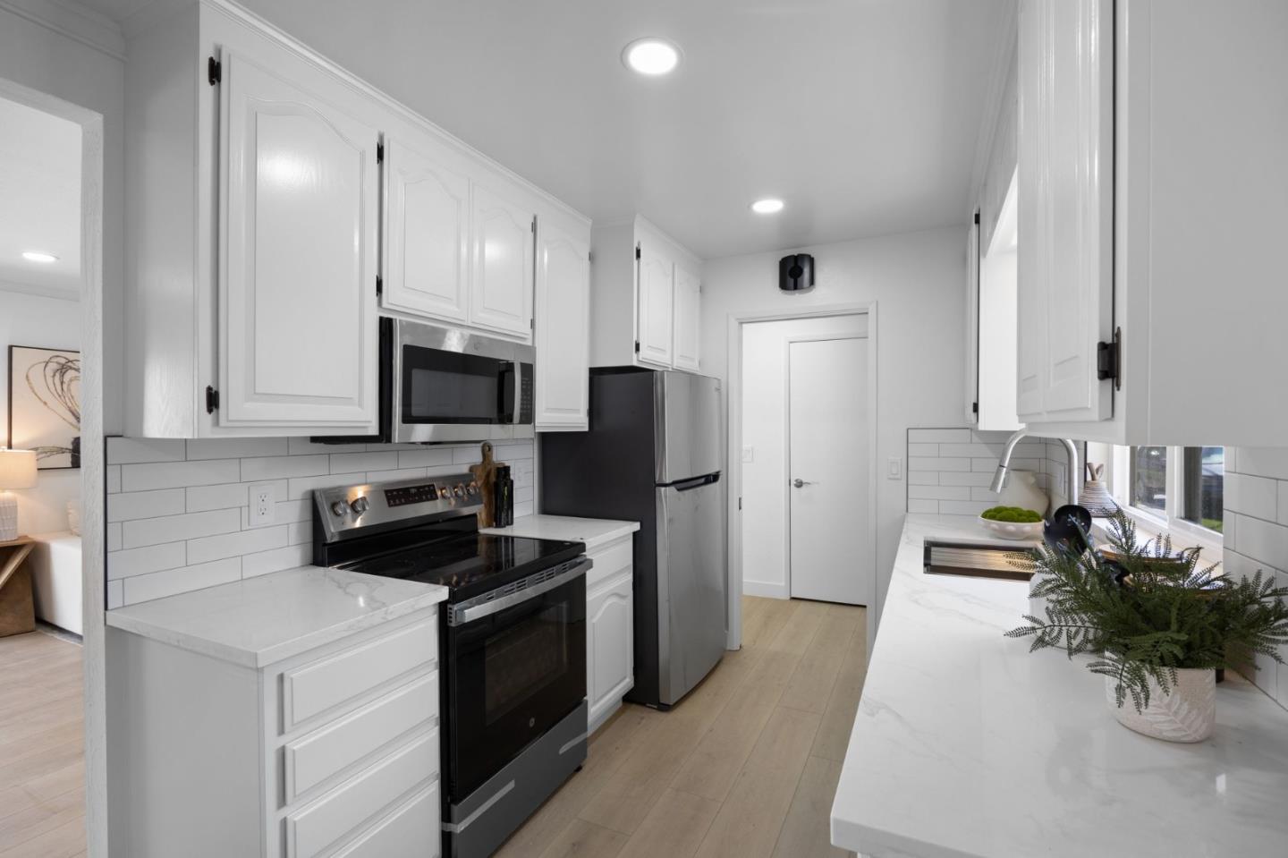 Detail Gallery Image 42 of 70 For 735 Winstead Ter, Sunnyvale,  CA 94087 - 2 Beds | 2 Baths