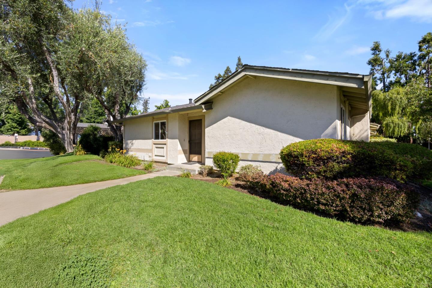 Detail Gallery Image 62 of 70 For 735 Winstead Ter, Sunnyvale,  CA 94087 - 2 Beds | 2 Baths