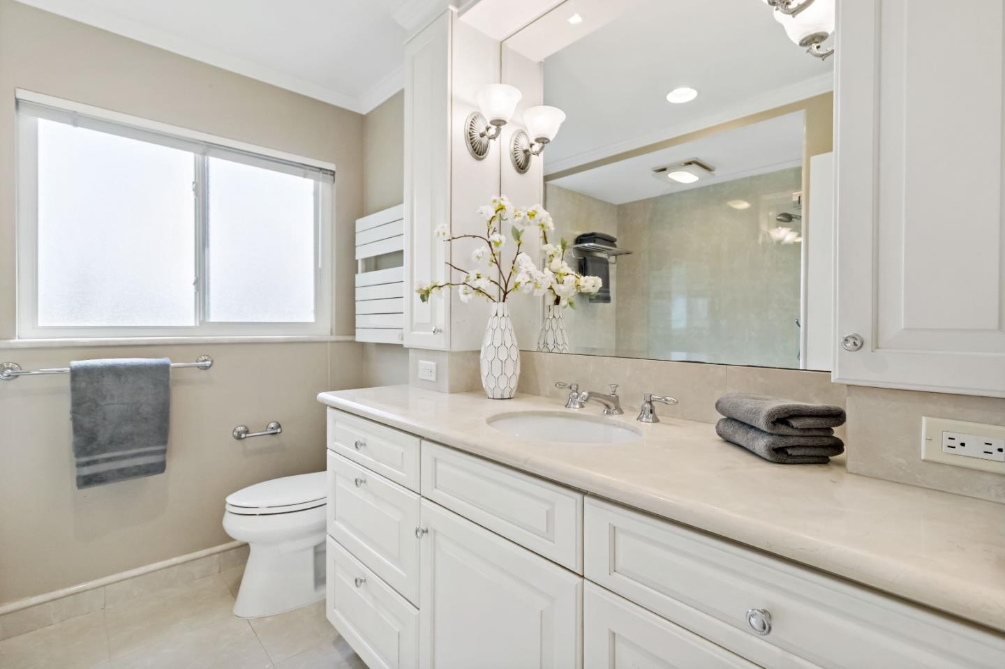 Detail Gallery Image 18 of 51 For 97 Snowden Ave, Atherton,  CA 94027 - 3 Beds | 2 Baths