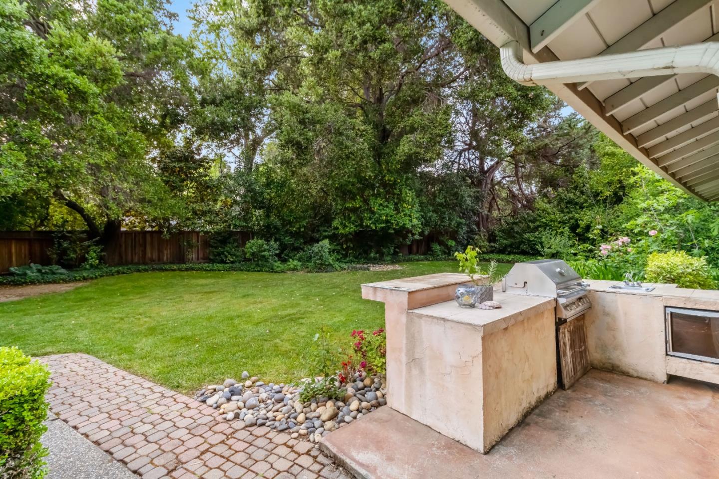 Detail Gallery Image 45 of 51 For 97 Snowden Ave, Atherton,  CA 94027 - 3 Beds | 2 Baths