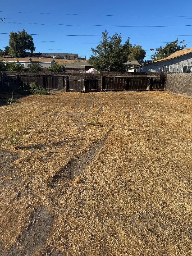 Detail Gallery Image 5 of 5 For 53365 Main St, San Lucas,  CA 93954 - 1 Beds | 1 Baths