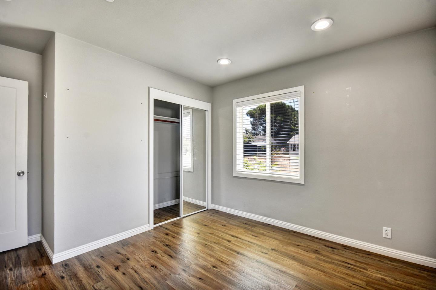 Detail Gallery Image 13 of 27 For 15107 Woodard Rd, San Jose,  CA 95124 - 3 Beds | 2 Baths
