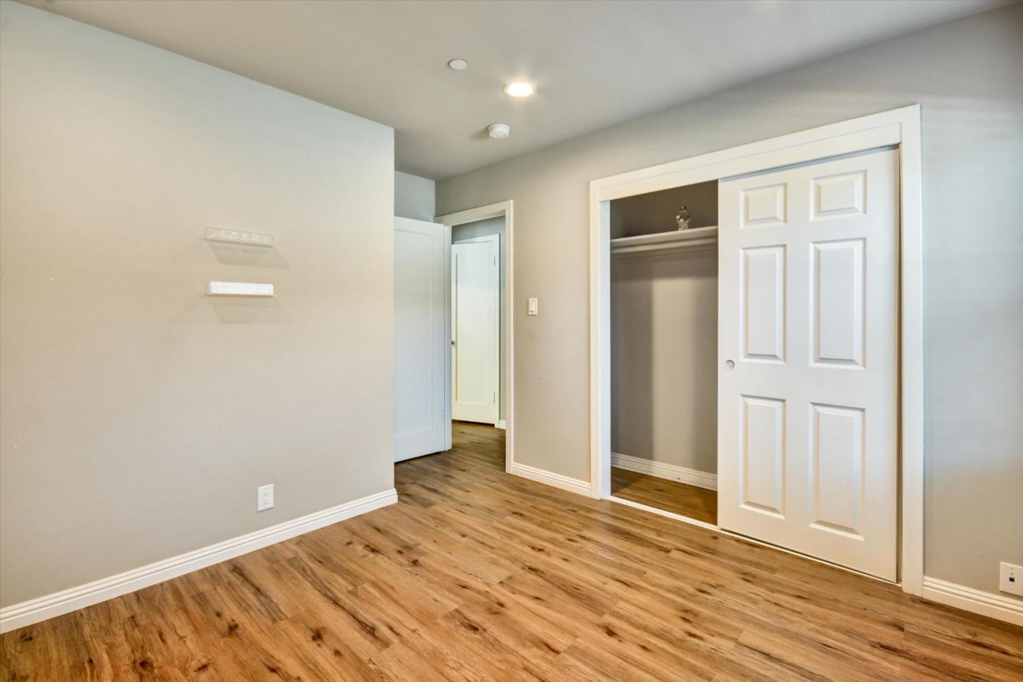 Detail Gallery Image 16 of 27 For 15107 Woodard Rd, San Jose,  CA 95124 - 3 Beds | 2 Baths