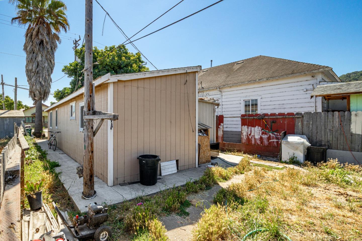 Detail Gallery Image 24 of 33 For 120 San Miguel Canyon Rd, Salinas,  CA 93901 - 4 Beds | 1/1 Baths