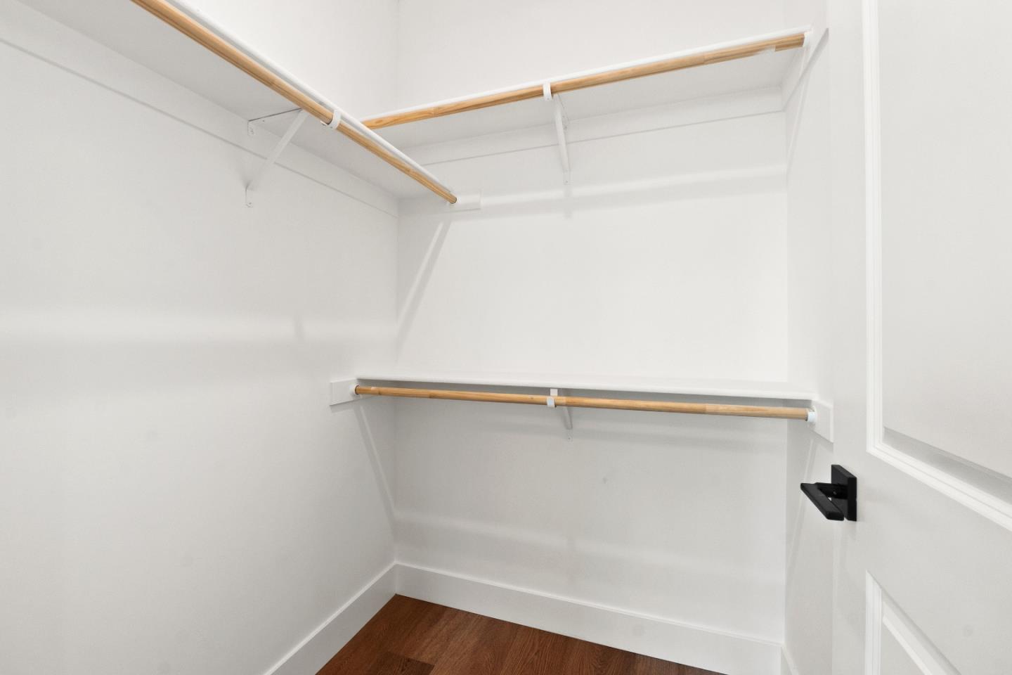 Detail Gallery Image 30 of 37 For 853 B Sierra Vista Ave, Mountain View,  CA 94043 - 4 Beds | 3/1 Baths