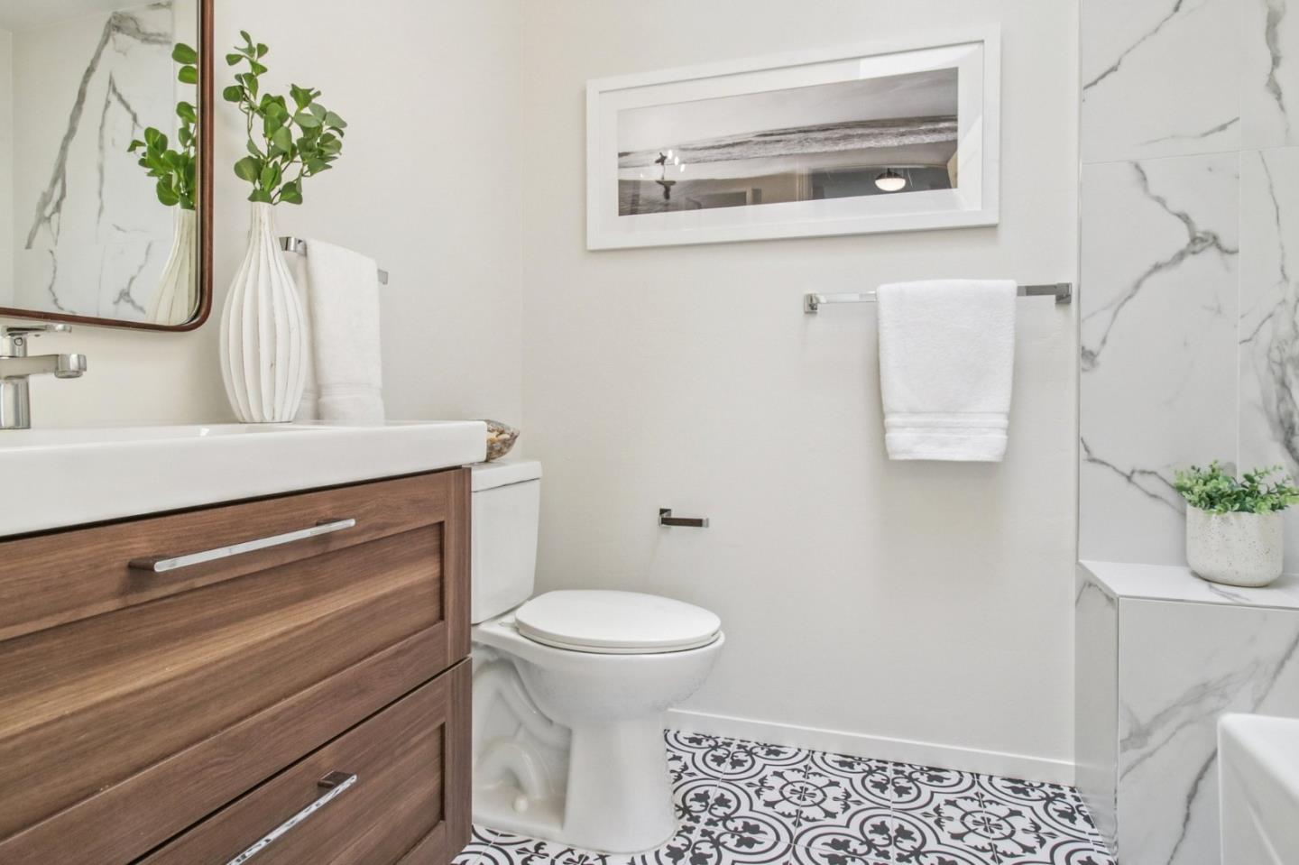 Detail Gallery Image 40 of 83 For 274 Princeton Rd, Menlo Park,  CA 94025 - 4 Beds | 3 Baths