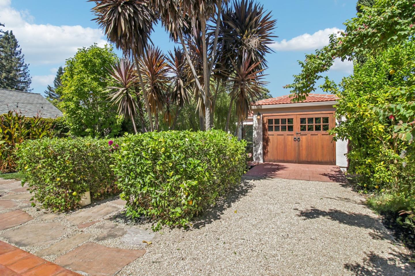 Detail Gallery Image 59 of 83 For 274 Princeton Rd, Menlo Park,  CA 94025 - 4 Beds | 3 Baths