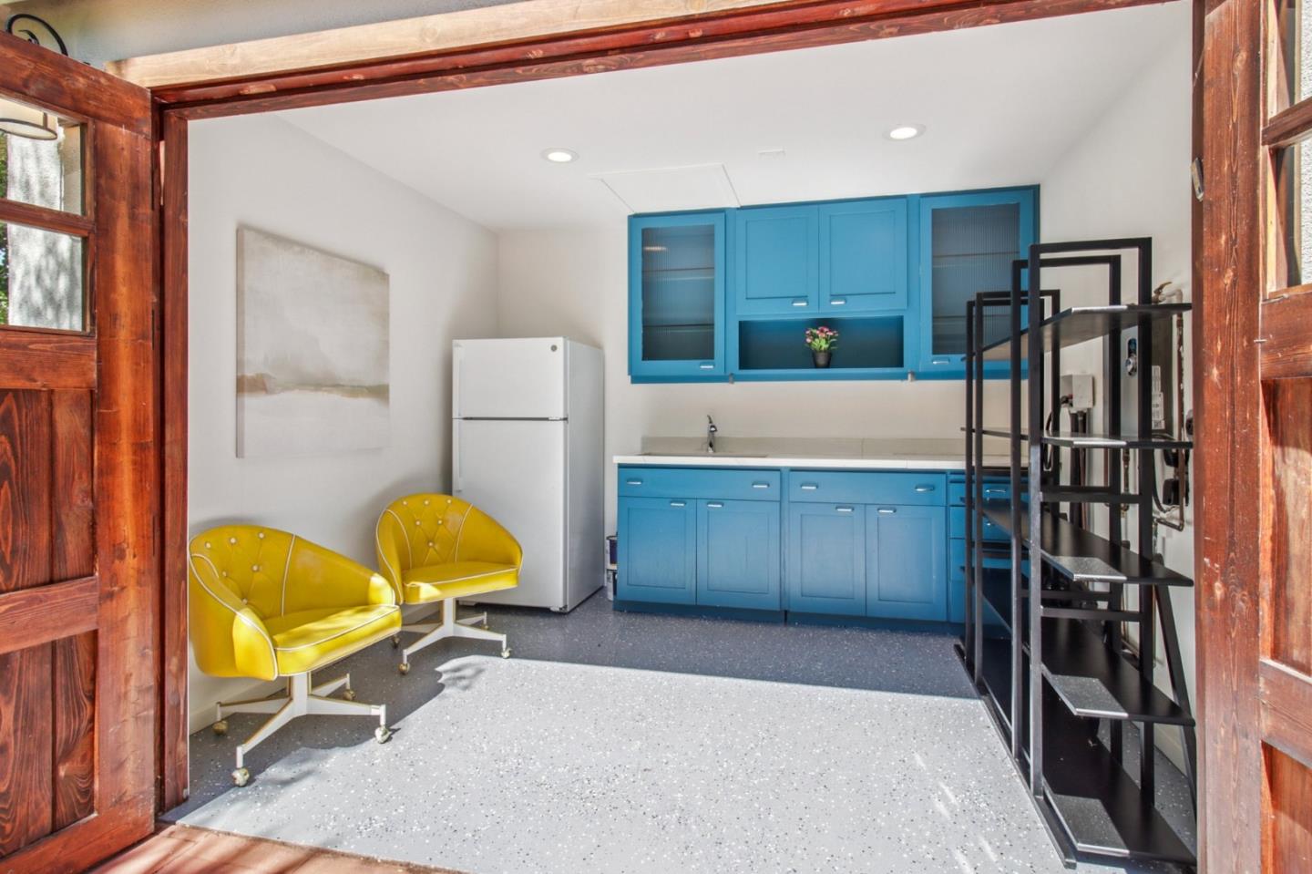 Detail Gallery Image 60 of 83 For 274 Princeton Rd, Menlo Park,  CA 94025 - 4 Beds | 3 Baths