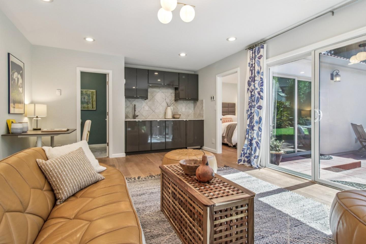 Detail Gallery Image 64 of 83 For 274 Princeton Rd, Menlo Park,  CA 94025 - 4 Beds | 3 Baths